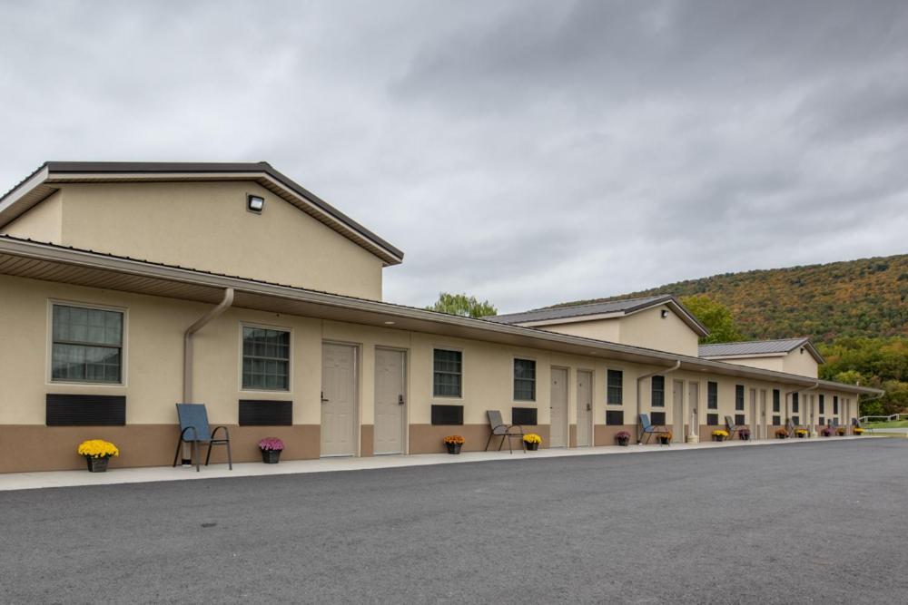 Lock Haven Grandview Hotel Mill Hall Dış mekan fotoğraf